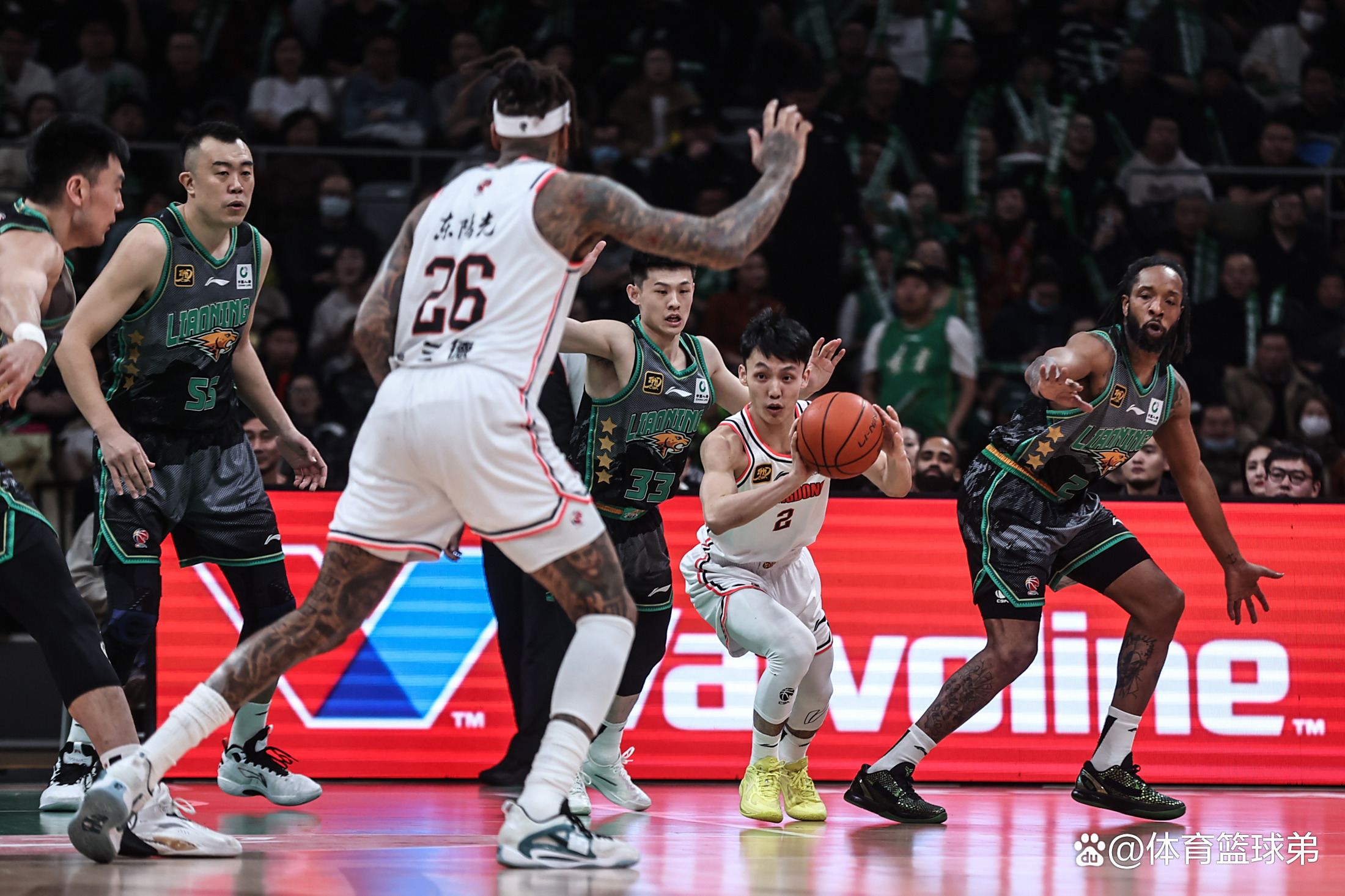 九游-国际比赛日体能课后，多伦多猛龙扳平良机备战CBA常规赛，更衣室稳定，年轻球员得到机会的简单介绍